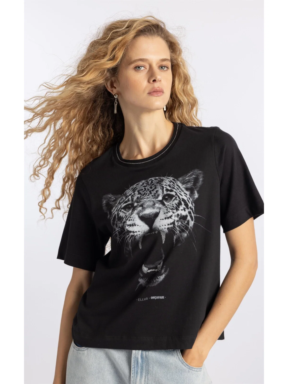 Blusa Cotton Fine Onçafari Grills Boxy Preto