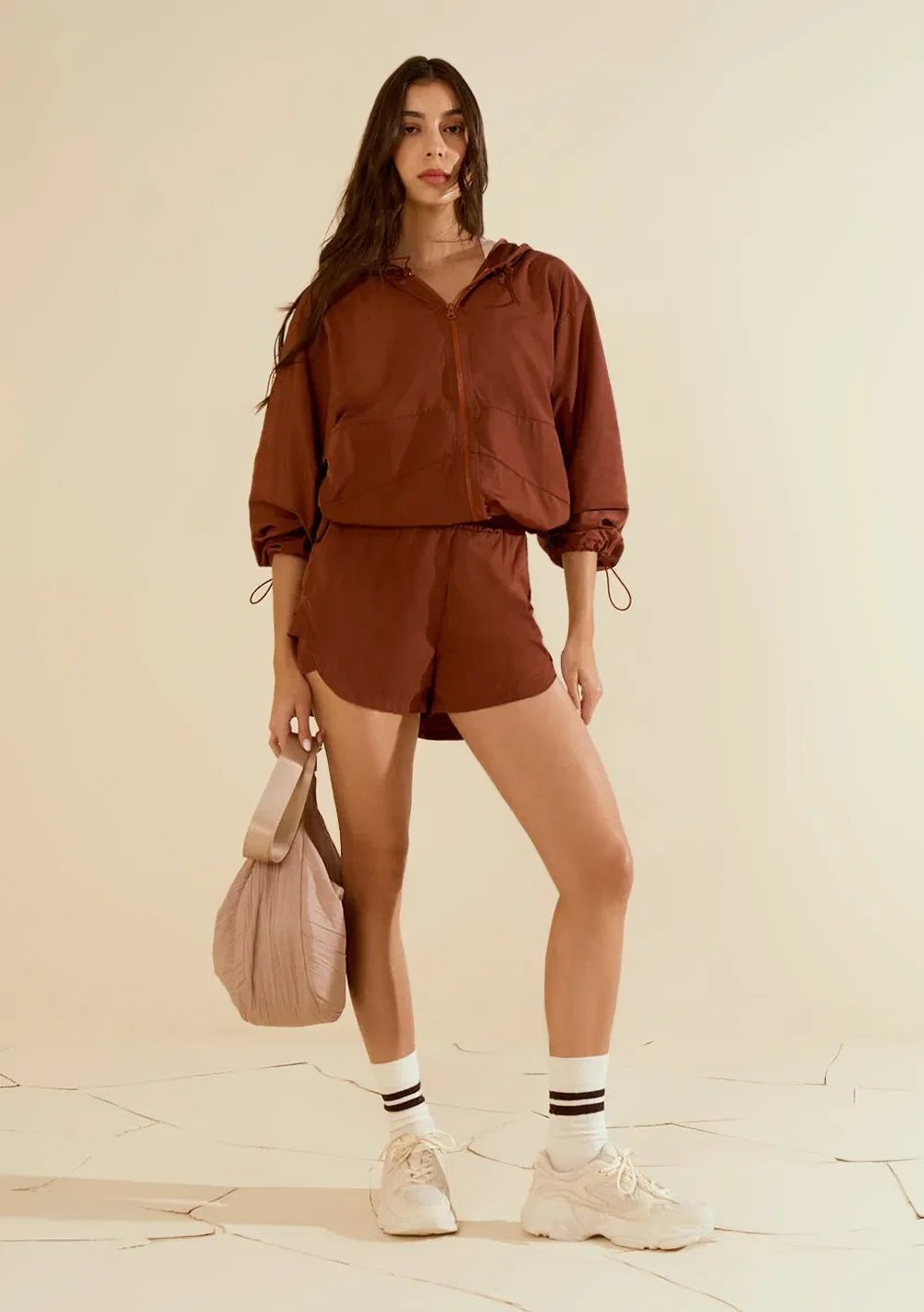 Jaqueta Morena Rosa Oversized Manga Longa Padrão Marrom