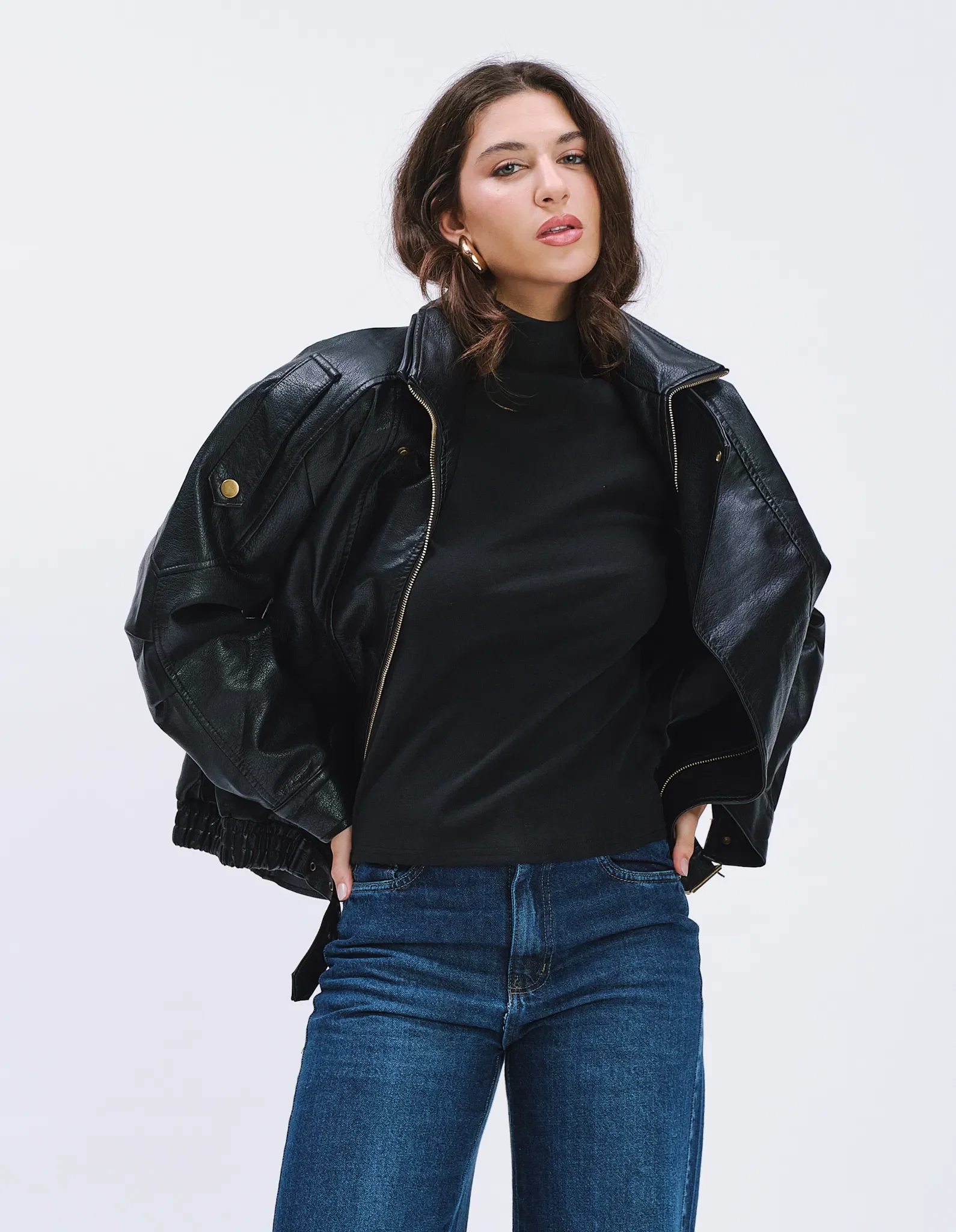 Jaqueta Bomber Detalhe Fivela - Preto — imagem 1