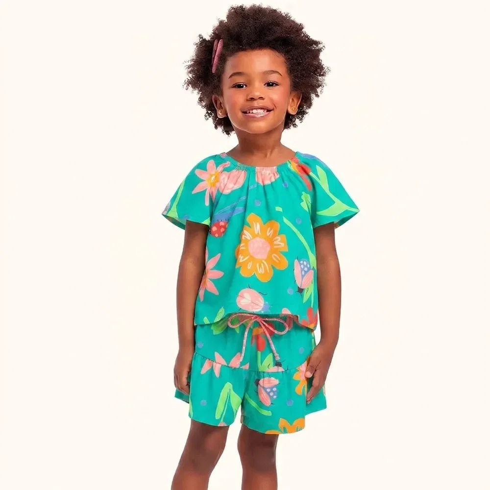 Conjunto bata e short estampa vibrante com cadarço decorativo — imagem 1