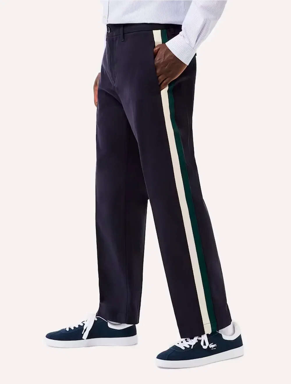 Calça Lacoste Masculina Sarja Chino Straight Fit Contrast Stripe Azul Marinho