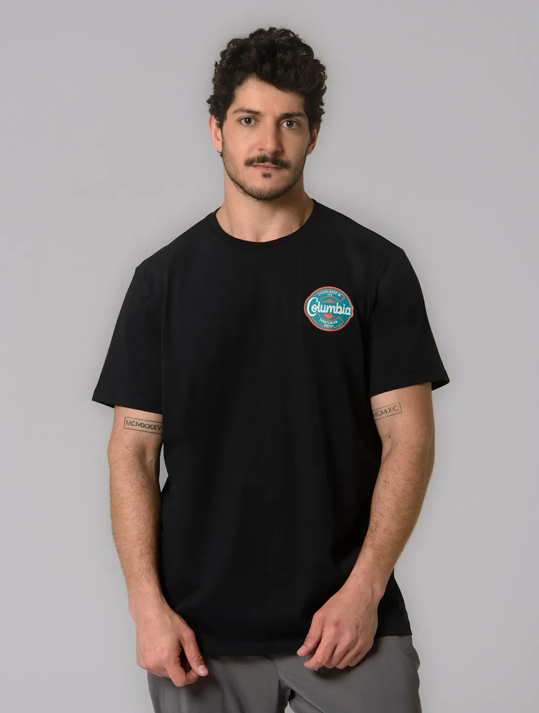 Camiseta Columbia Masculina Button Stamp Scripted — imagem 1