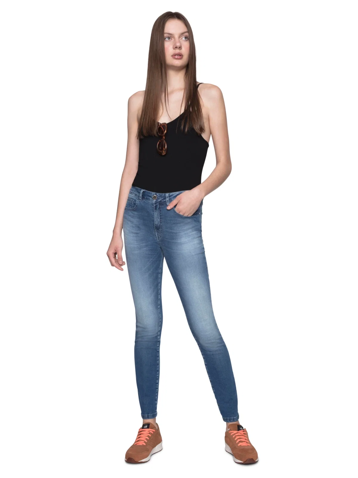Calça Comfort Super Skinny 832 Lav. Medio C/ Used — imagem 1