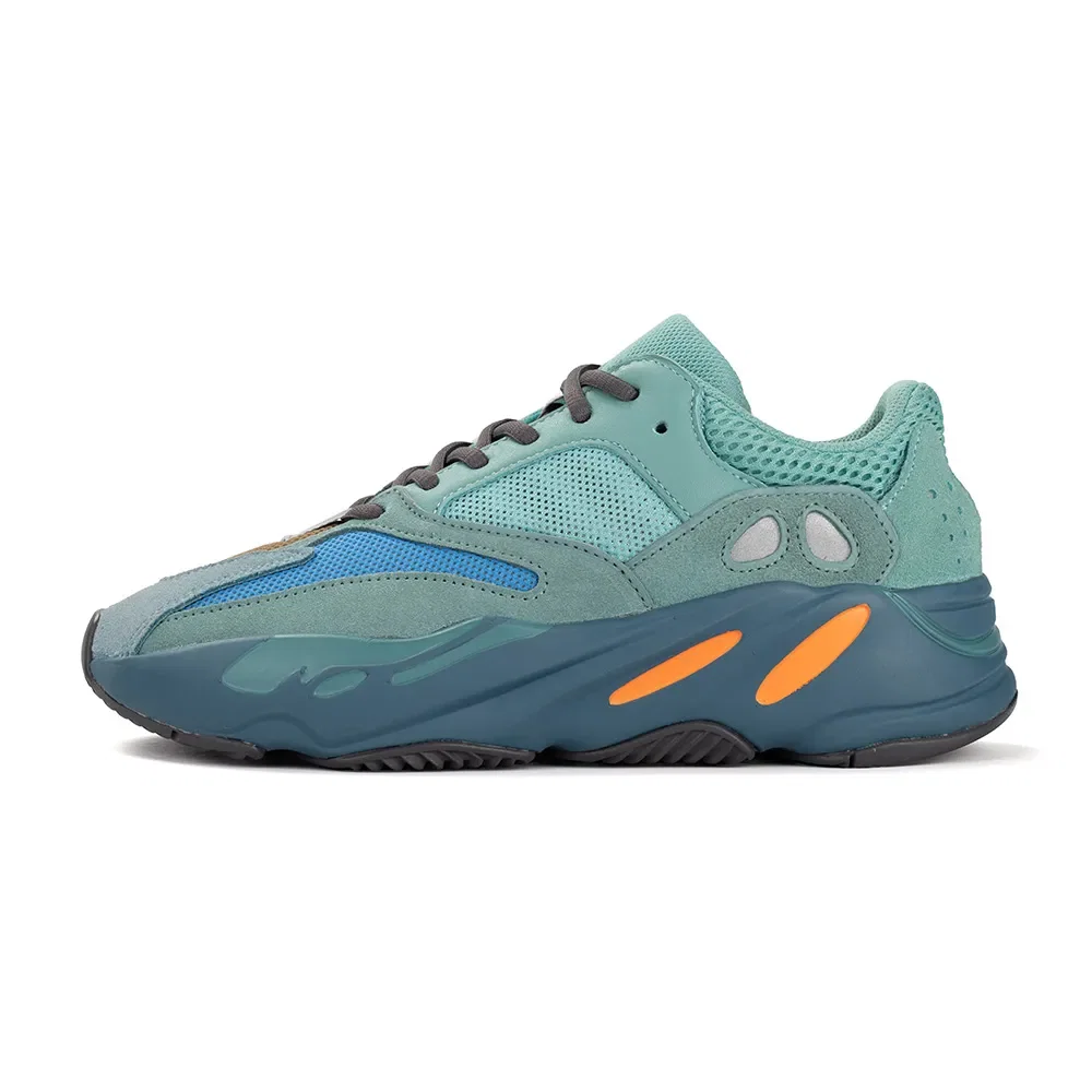 Tênis adidas Yeezy 700