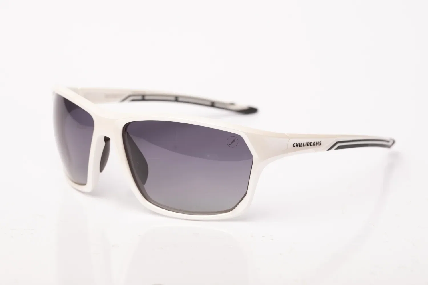 Óculos de Sol Masculino Chilli Beans Performance Branco Polarizado