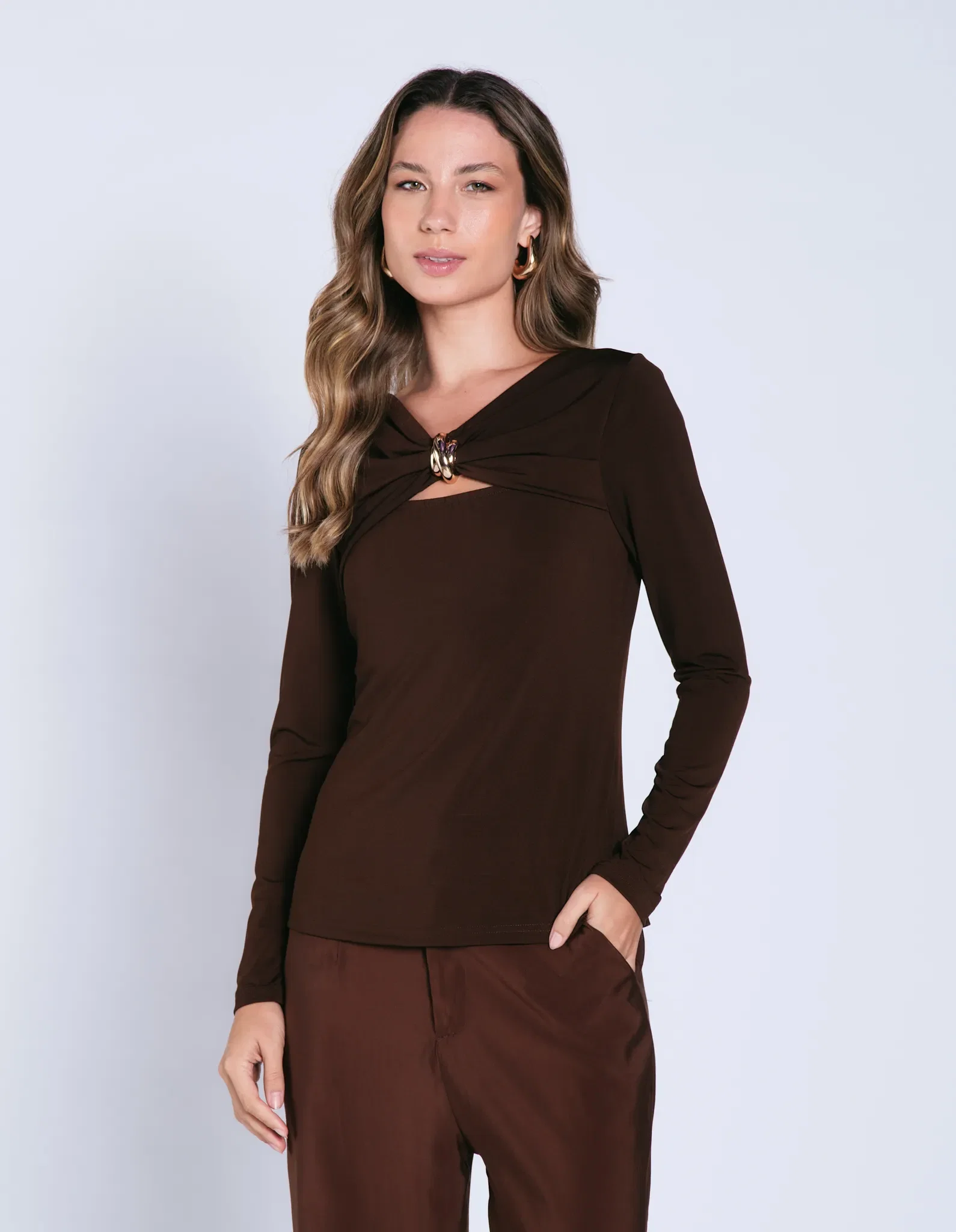 Blusa Manga Longa Detalhe Fivela - Cafe