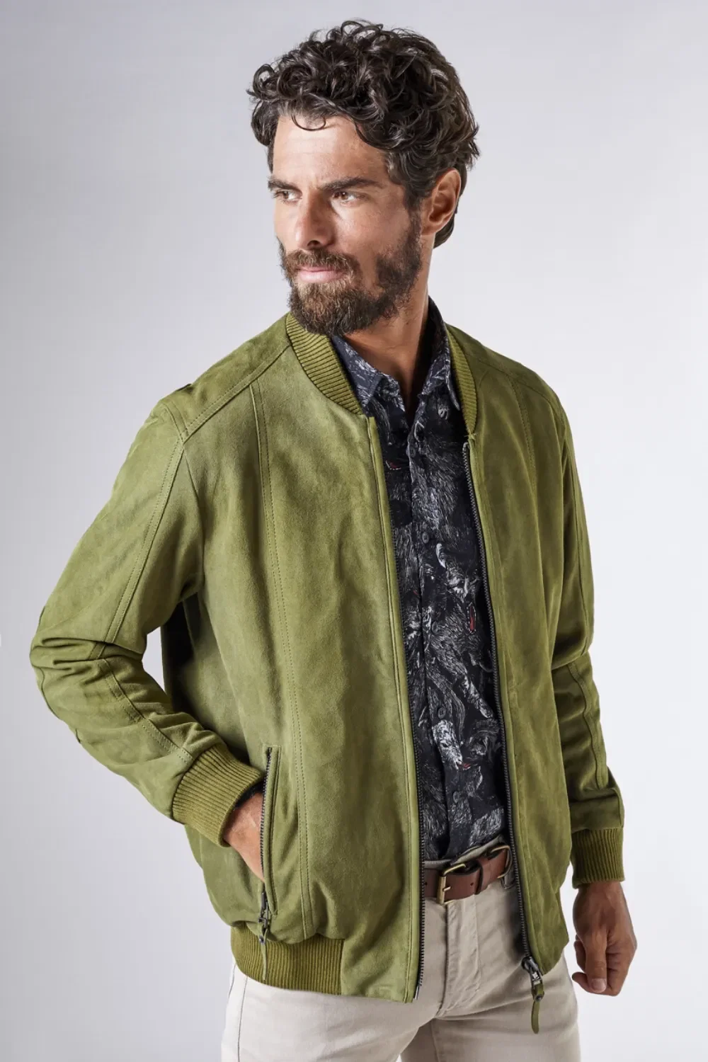 Jaqueta Bomber Suede