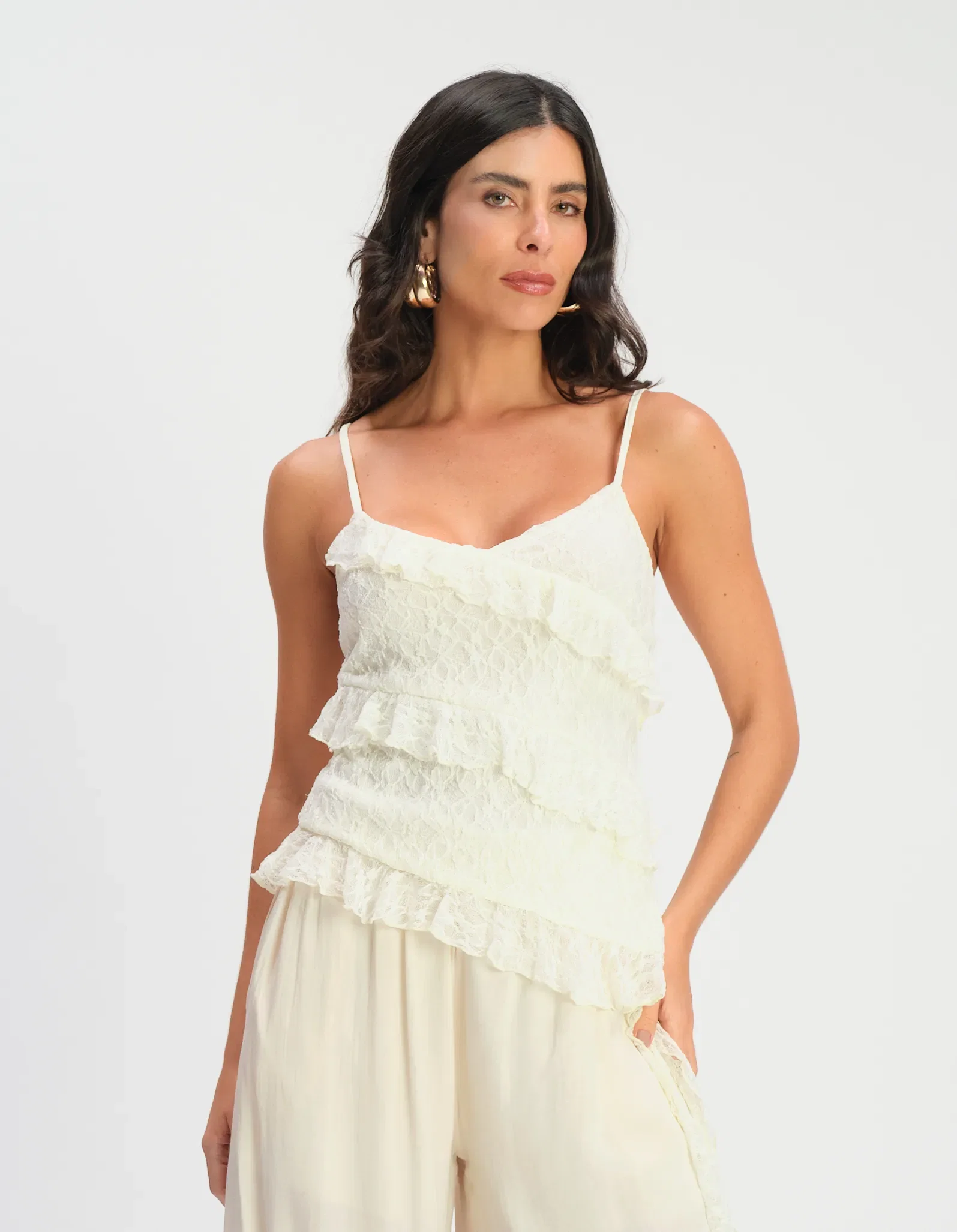 Blusa Renda Assimétrica - Creme