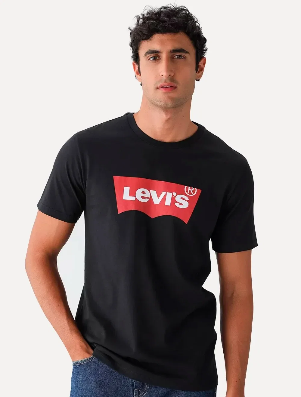 Camiseta Levis Masculina Logo Batwing Preta — imagem 1
