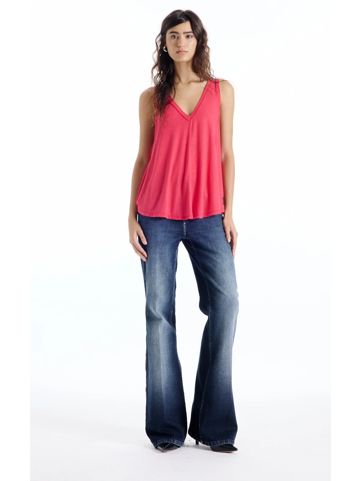 Blusa Viscolinho Neck Trapezio Vermelho — imagem 1
