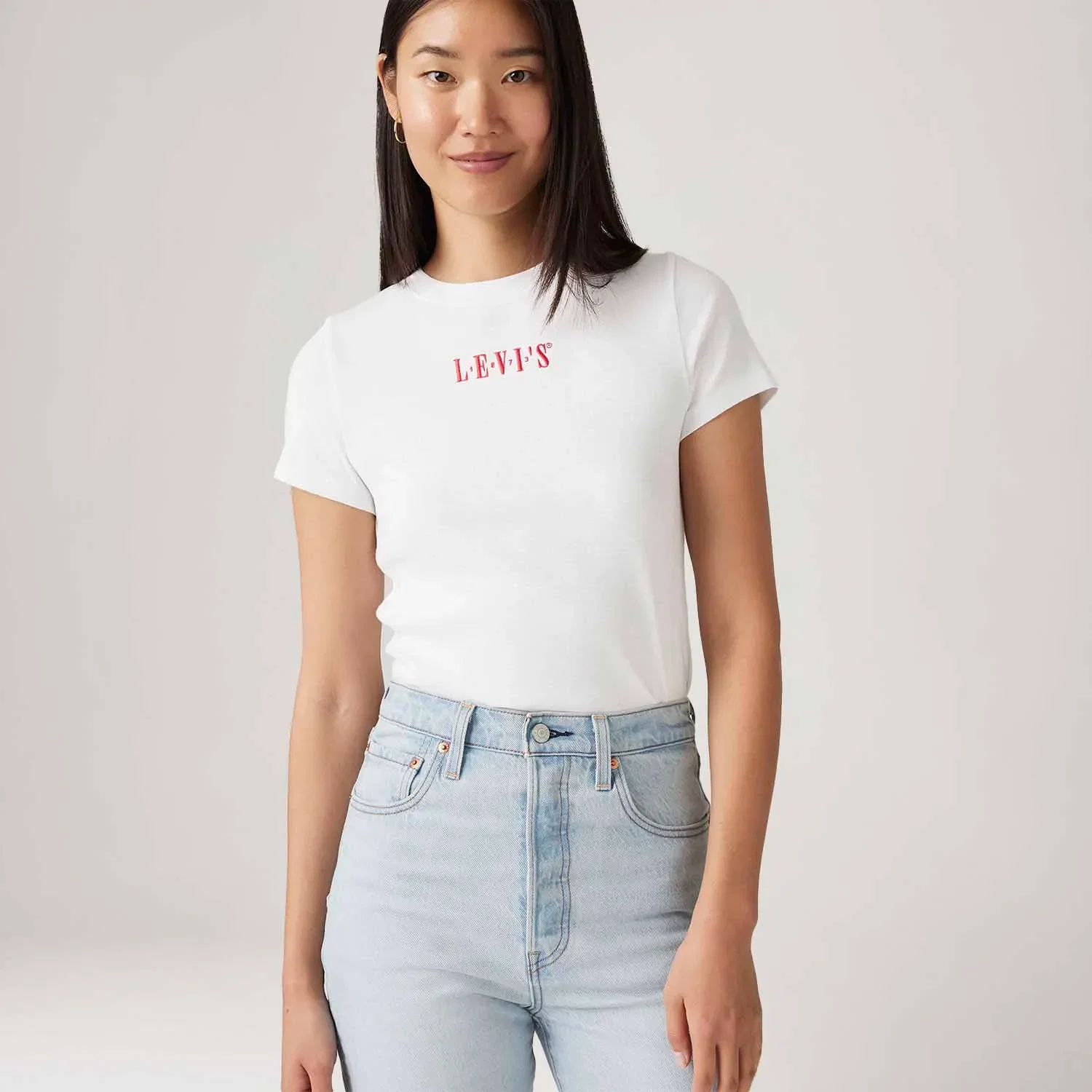 Camiseta Levi's® Essential Branca Manga Curta — imagem 1
