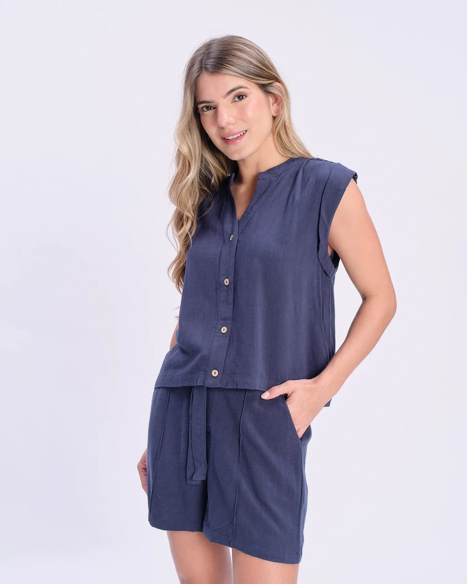 Blusa Linho Manga Japonesa Botões - Azul Marinho — imagem 1