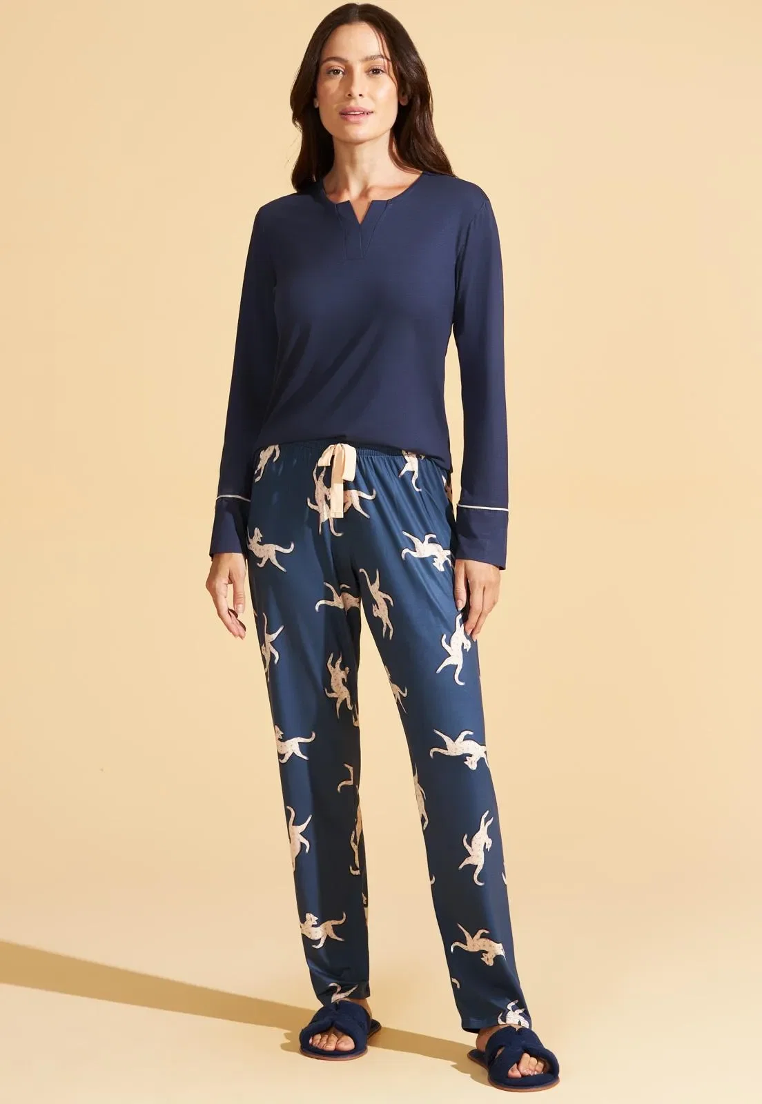 Pijama Recco Longo de Viscose Lisa e Digital