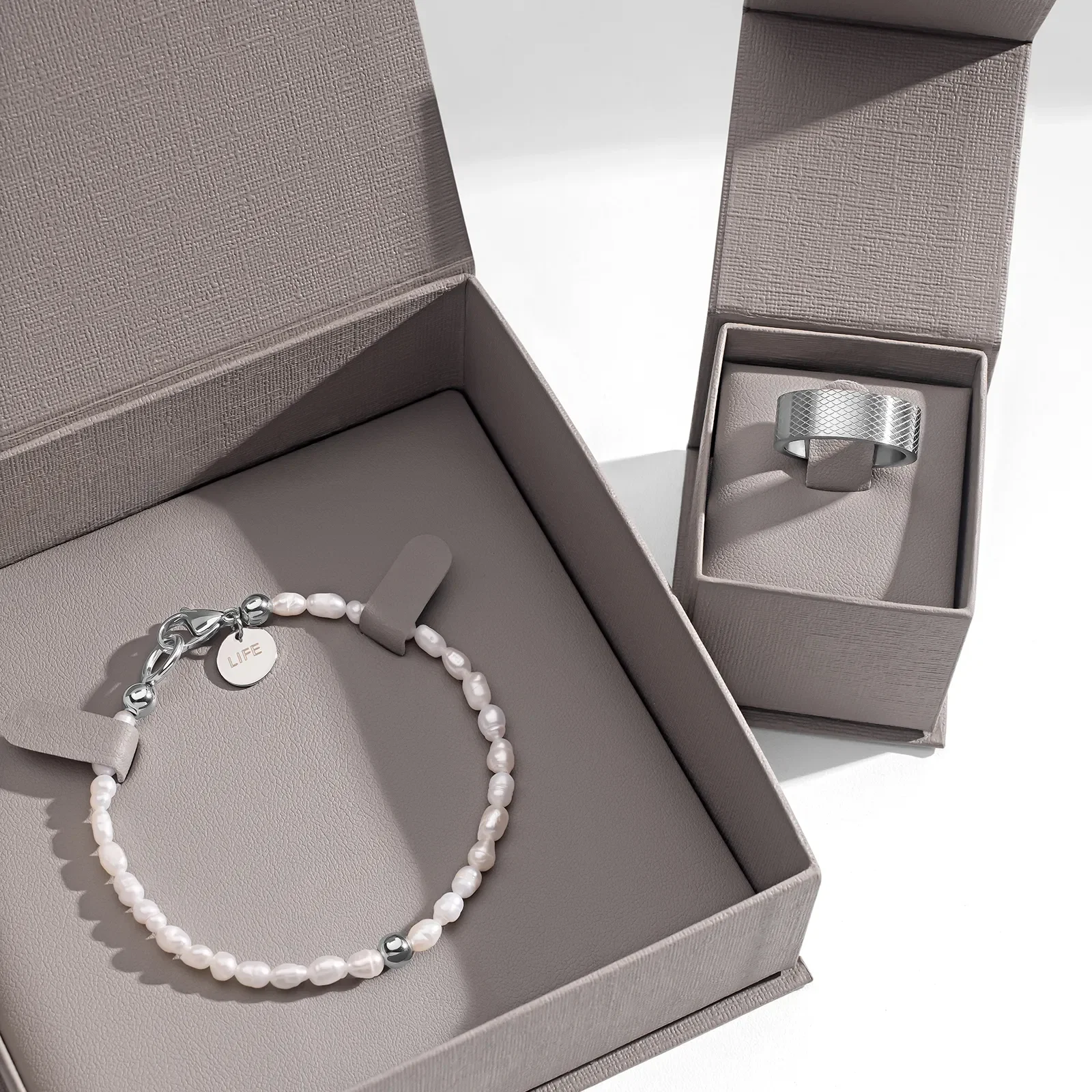 Kit Life Masculino - Conjunto Anel + Pulseira com Pérolas