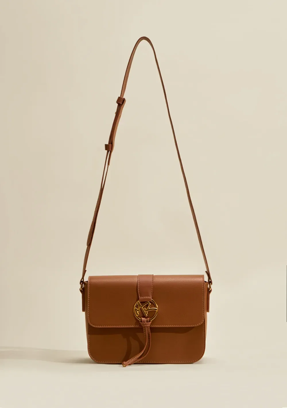 Bolsa Satchel Com Metal Caramelo