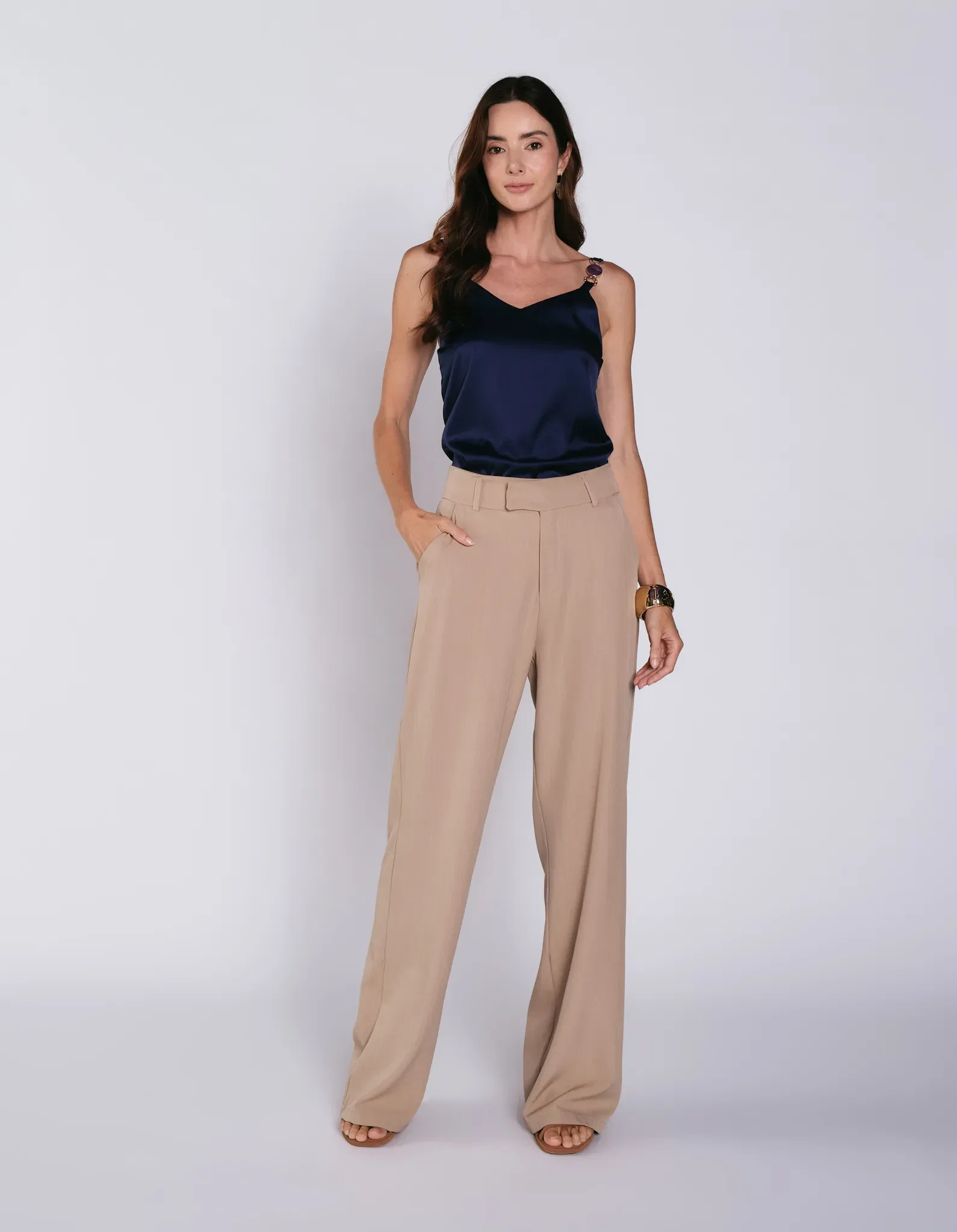 Calça Reta Bolso Faca - Caqui
