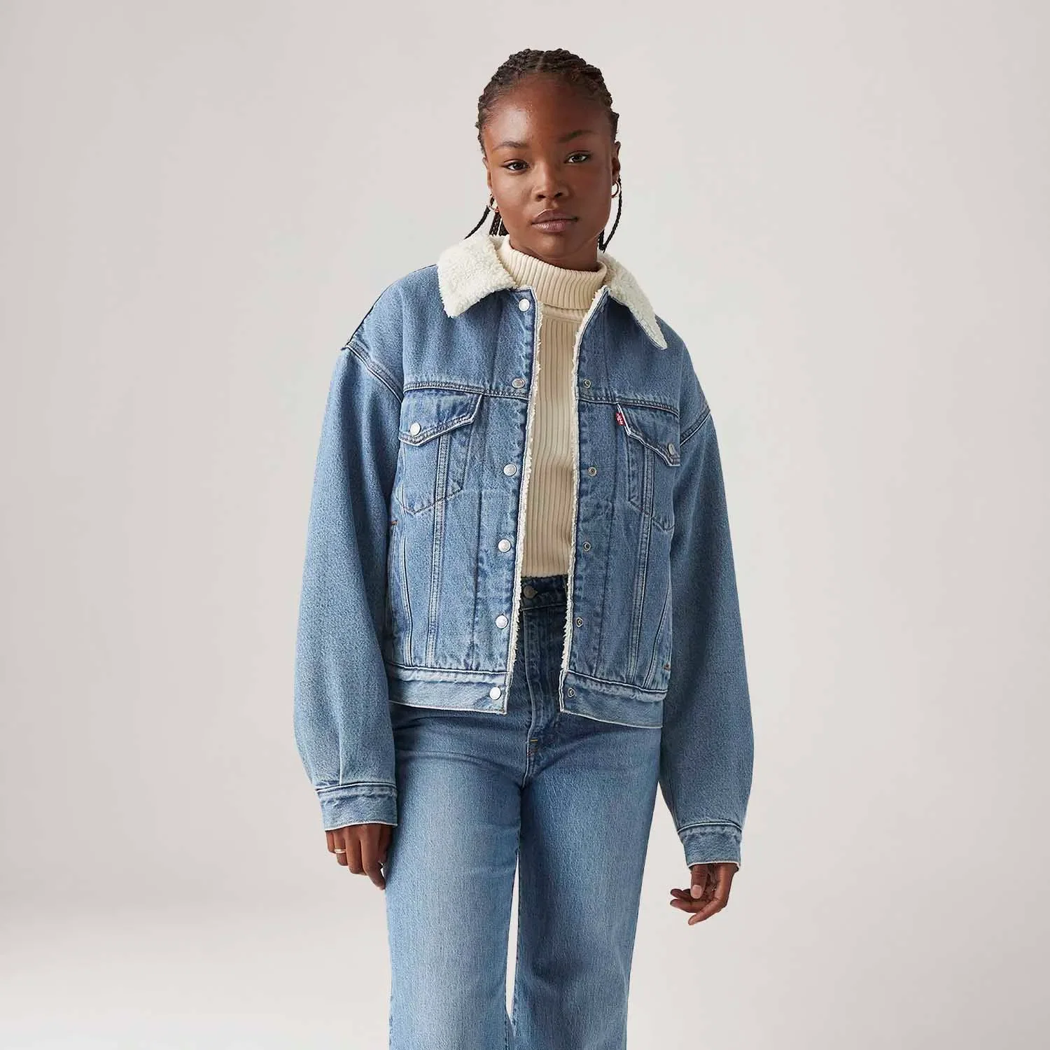 Jaqueta Jeans Levi's® 90's Sherpa Trucker Lavagem Escura — imagem 1