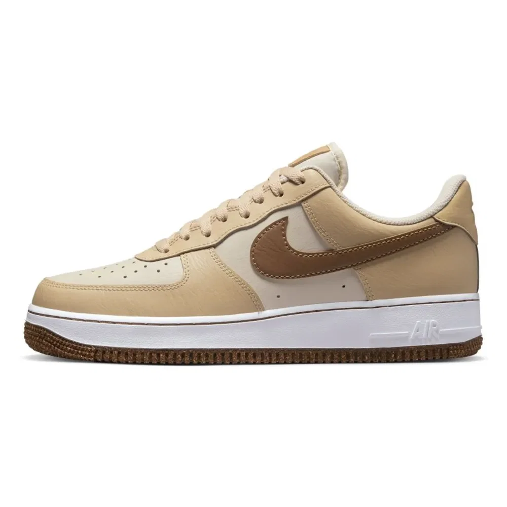 Tênis Nike Air Force 1 ´07 LV8 Emb Masculino — imagem 1
