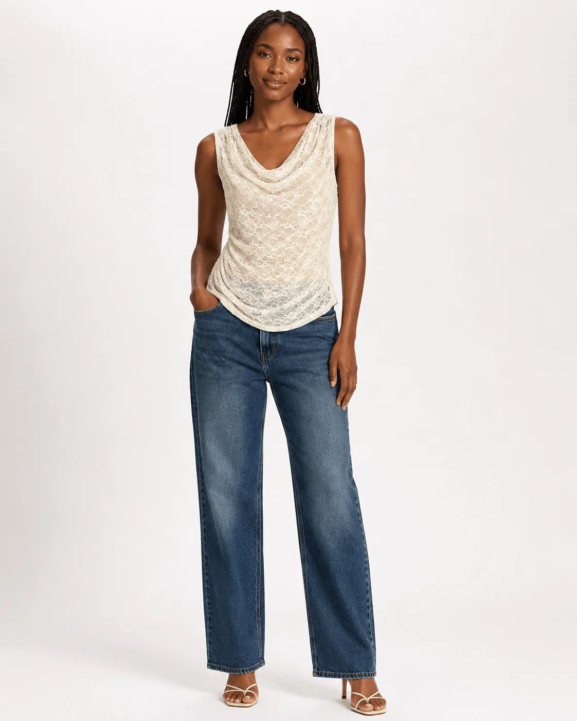 Blusa Sem Manga Rendada Decote Degagê - Off White