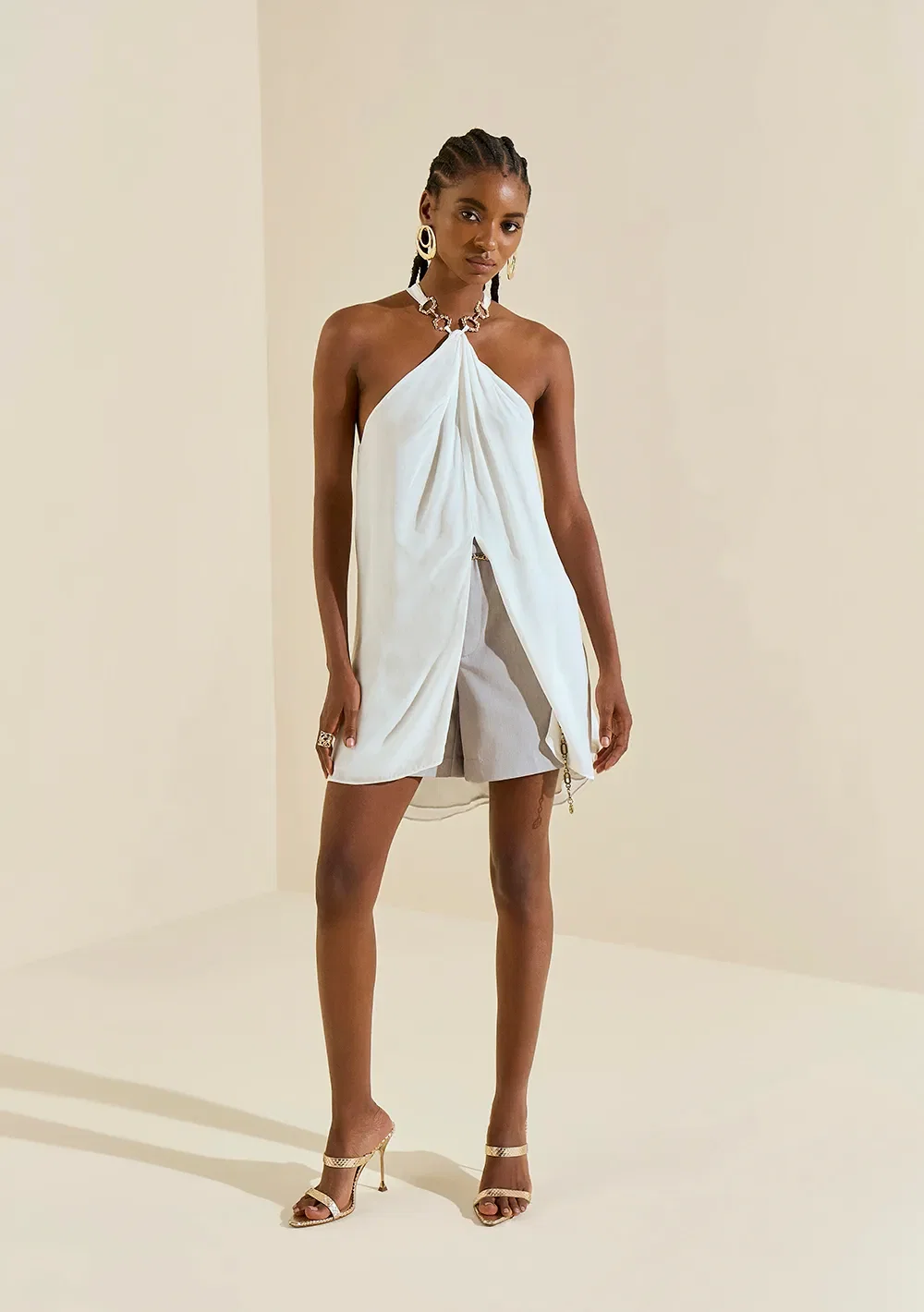 Regata Morena Rosa Solta Gola Alta Alongada Off White — imagem 1