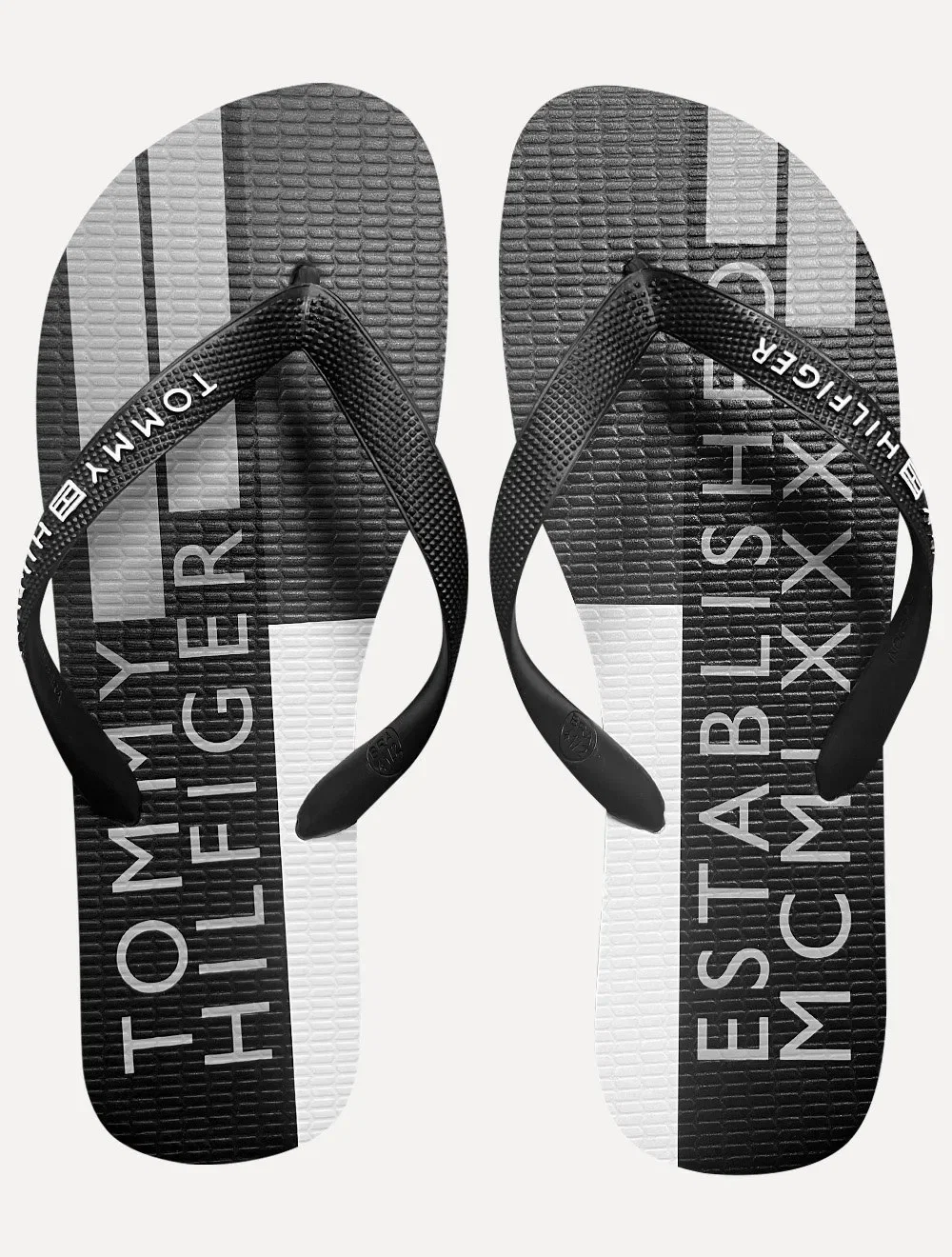 Chinelo Tommy Hilfiger Masculino Flag Power Beach Rubber Preto / Cinza / Branco