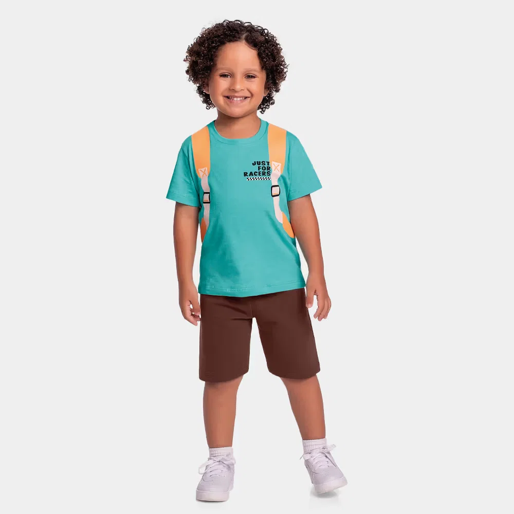 Conjunto camiseta estampa de mochila e bermuda em moletinho — imagem 1