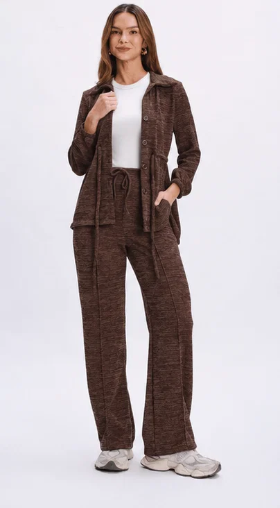 Calça Pantalona Detalhe Friso - Marrom — imagem 1