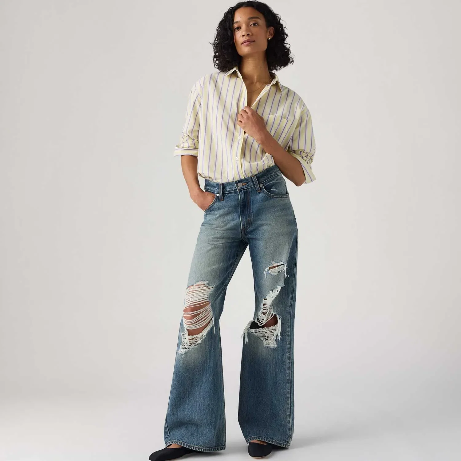 Calça Jeans Levi's® Loose Boot Lavagem Média — imagem 1