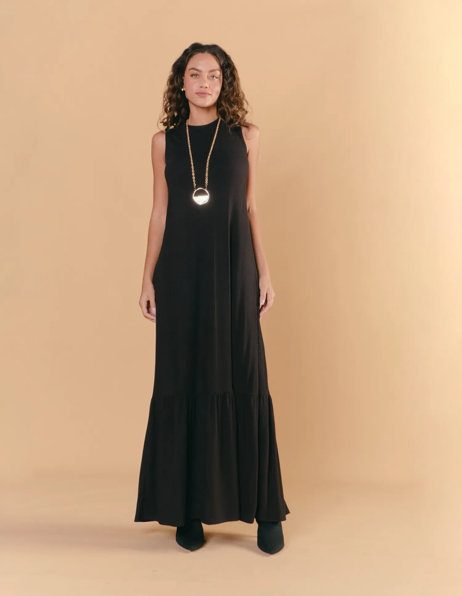 Vestido Longo Marias Decote Canoa - Preto