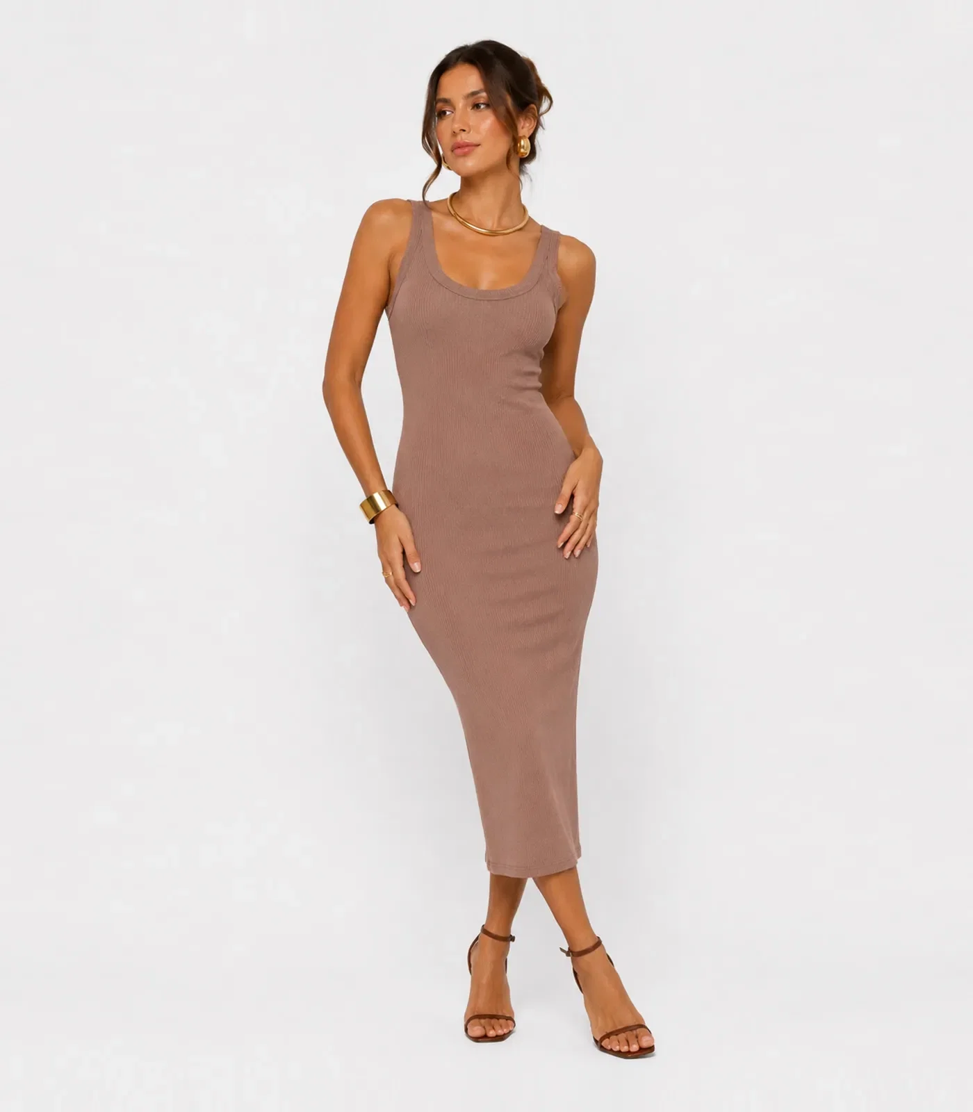 Vestido Midi Em Ribana Canelada Infinita Cor Marrom