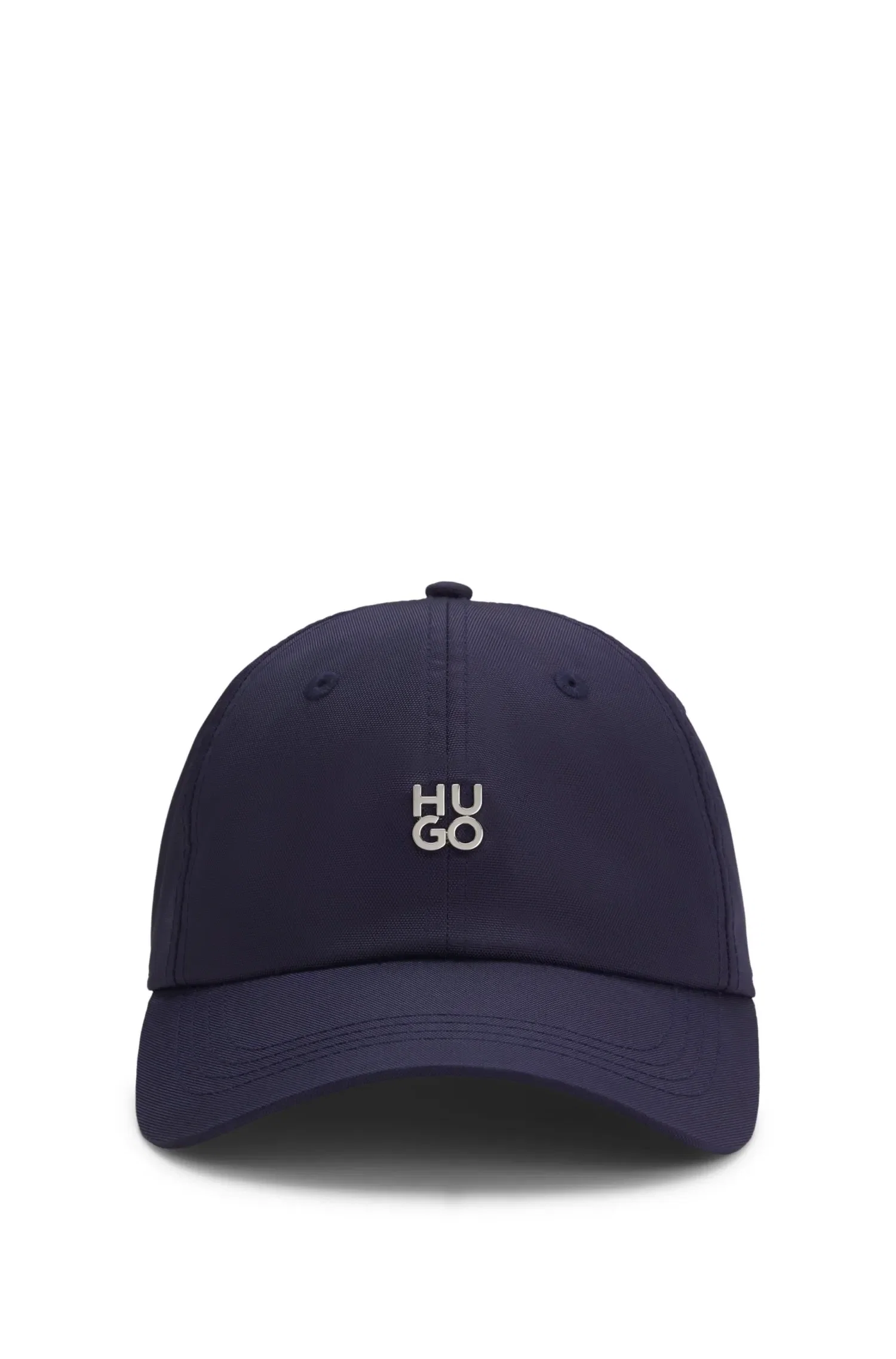 Boné De Sarja Com Logo Empilhado