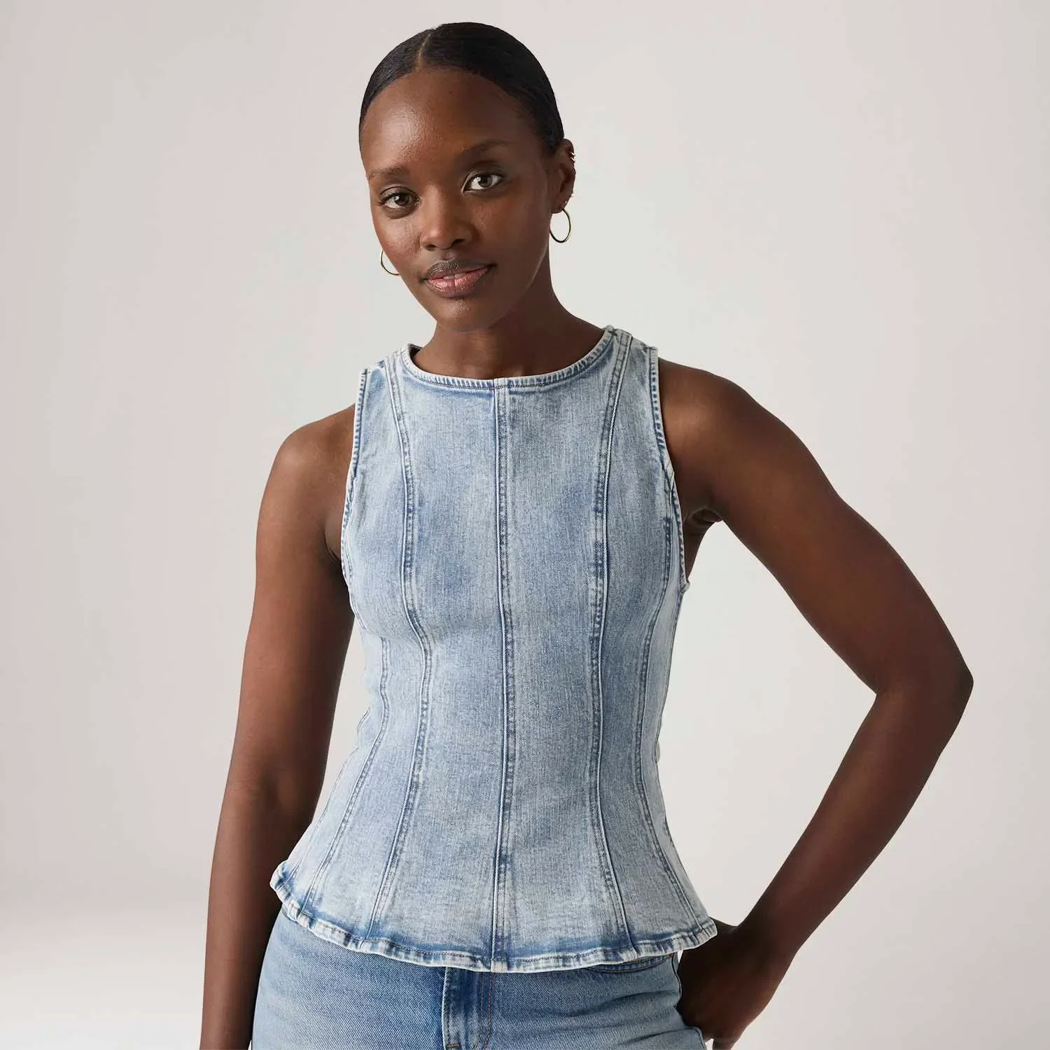 Regata Jeans Levi's® Leighton Peplum Lavagem Clara — imagem 1