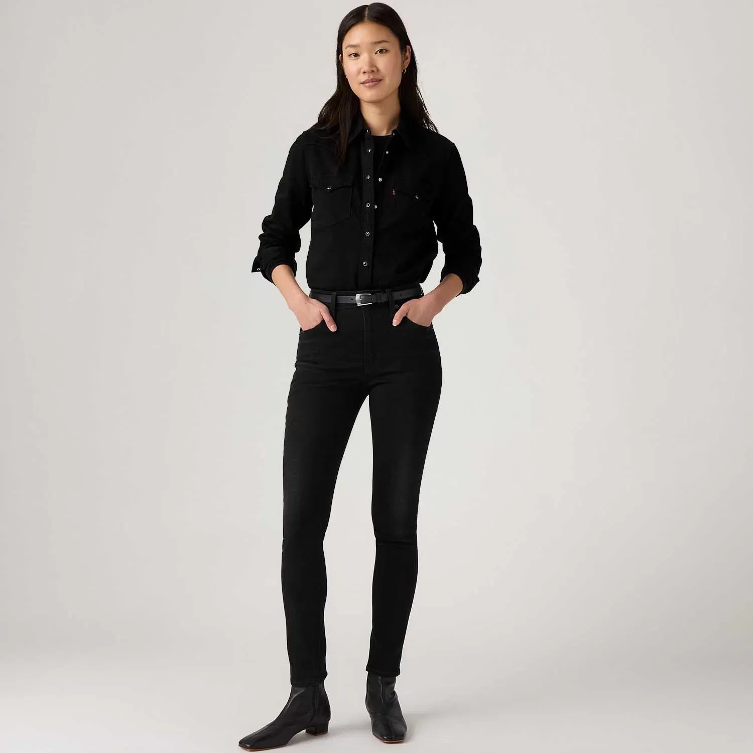 Calça Jeans Levi's® 721® High Rise Skinny Preta — imagem 1