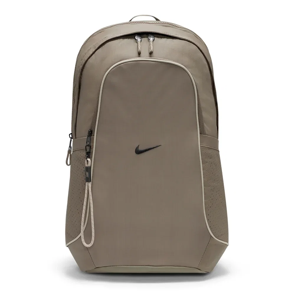 Mochila Nike Essentials