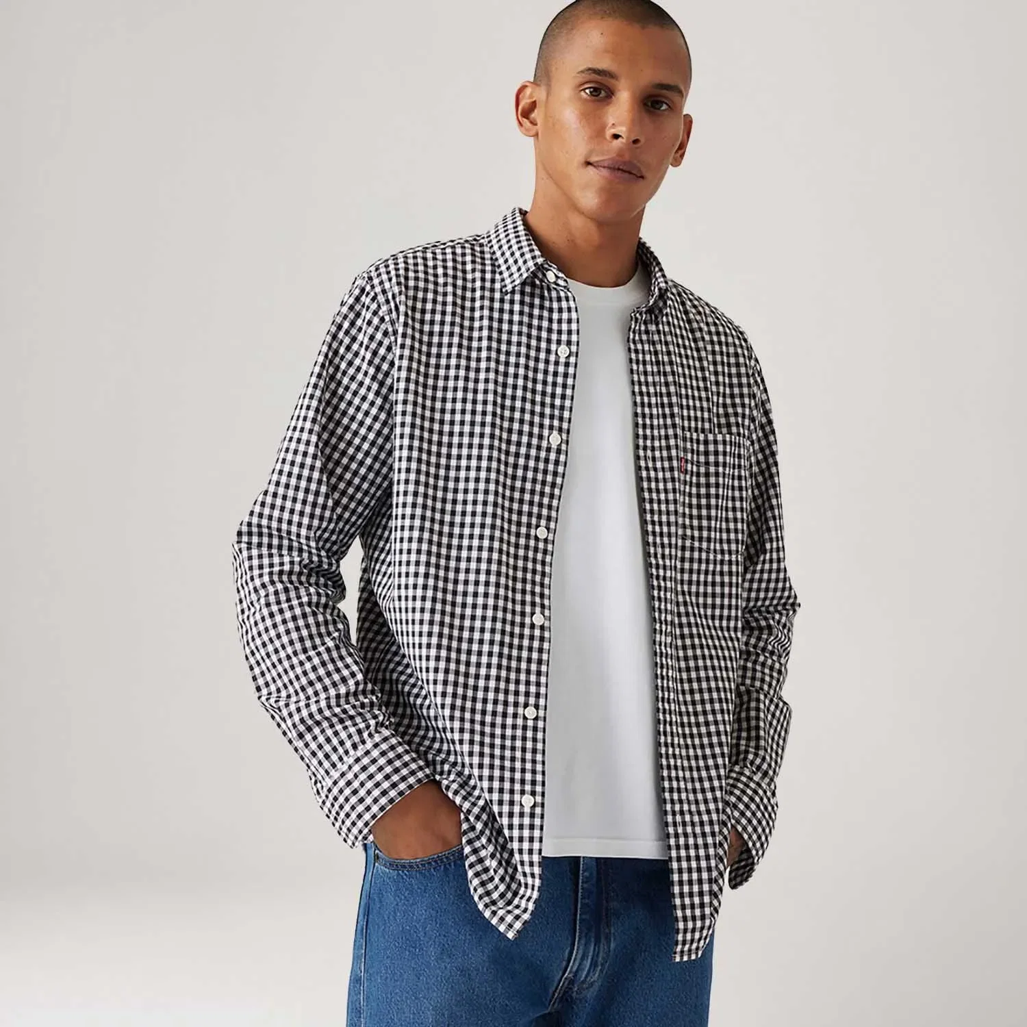 Camisa Levi's® Classic Standard Xadrez Preta com Bolso — imagem 1