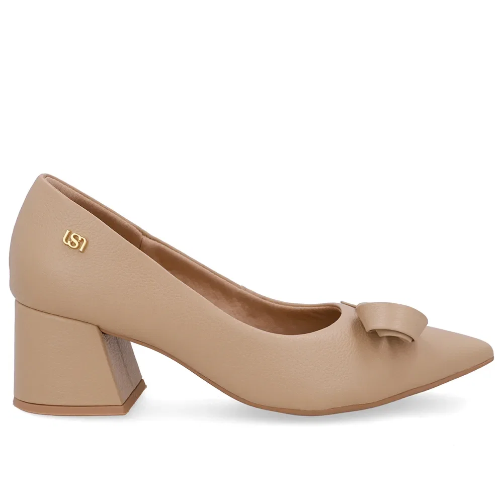 Scarpin Bege Bico Fino Couro Laço — imagem 1
