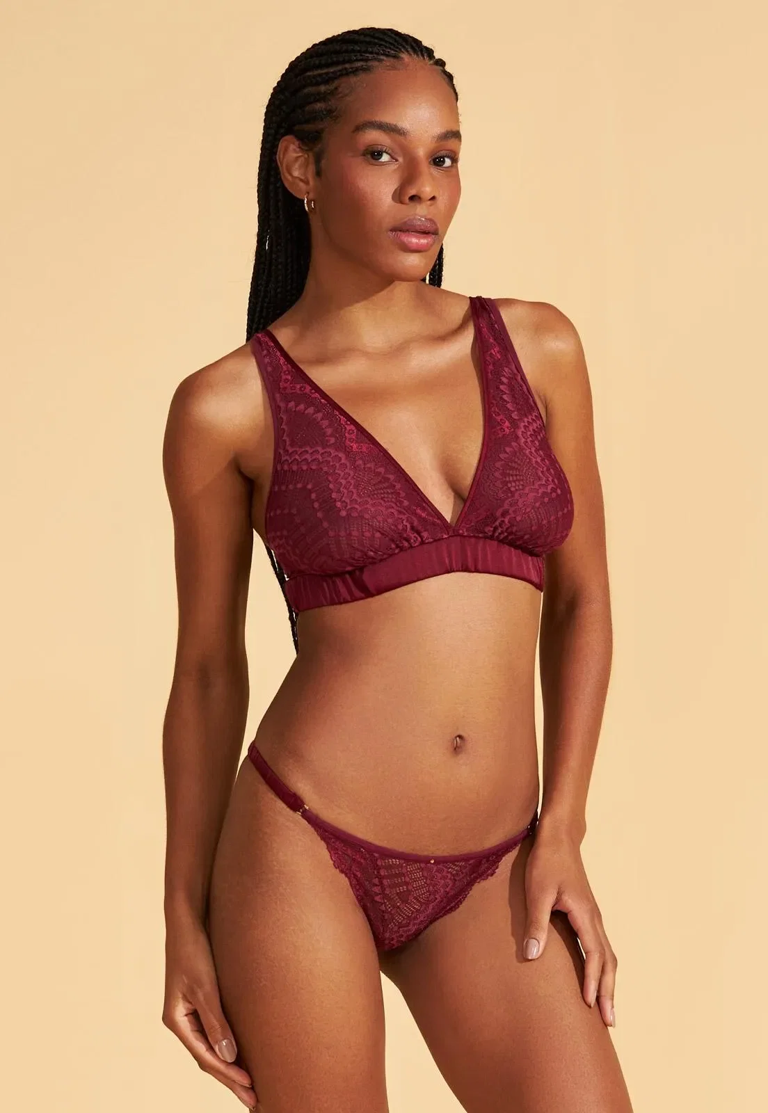 Fio String De Renda Recco