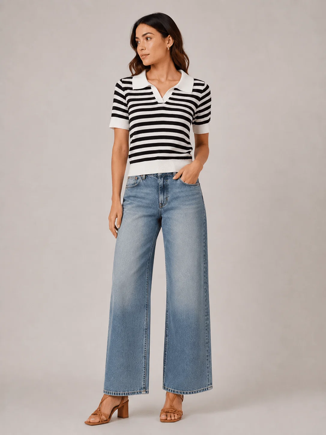 Blusa Tricot Listrada Gola Polo - Branco C/ Preto — imagem 1