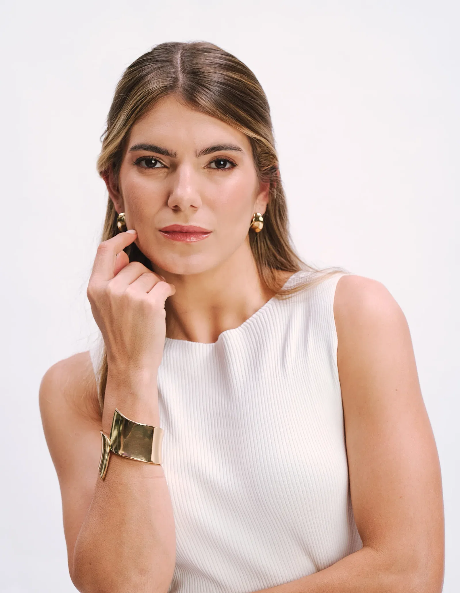 Bracelete Grande Assimetrico - Dourado