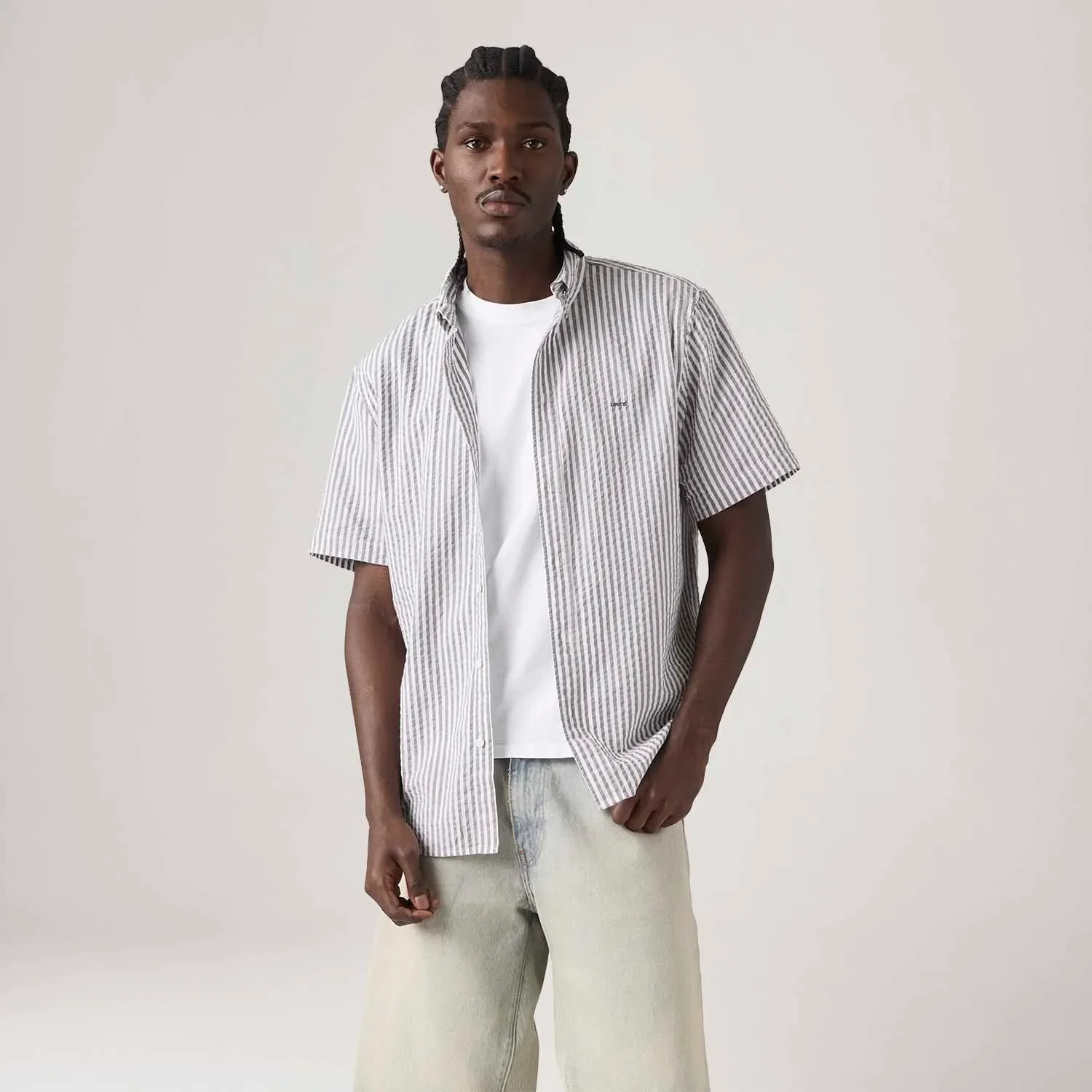 Camisa Levi's® Authentic Button Down Listrada Cinza Claro Manga Curta