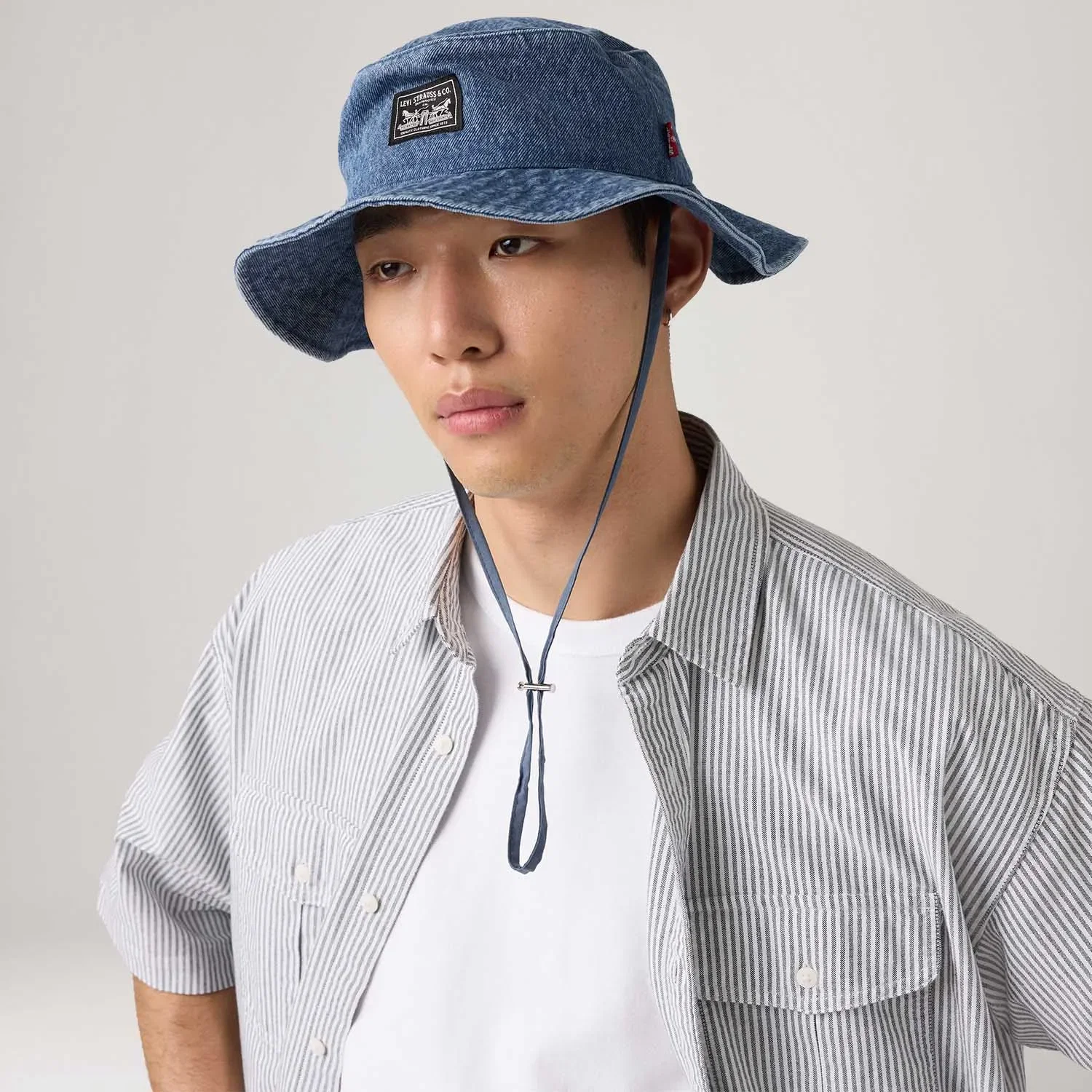 Bucket Hat Levi's® Summer Drawnstring Lavagem Média — imagem 1