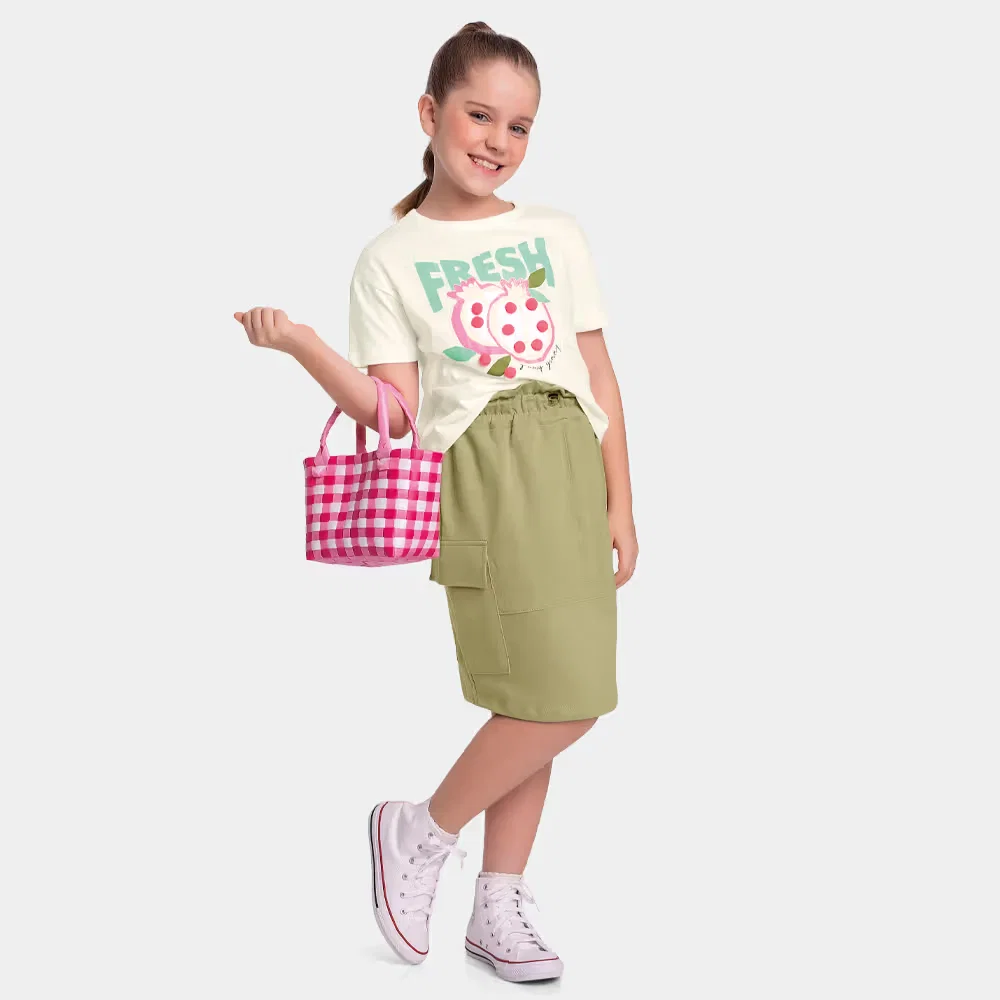 Blusa com pompom