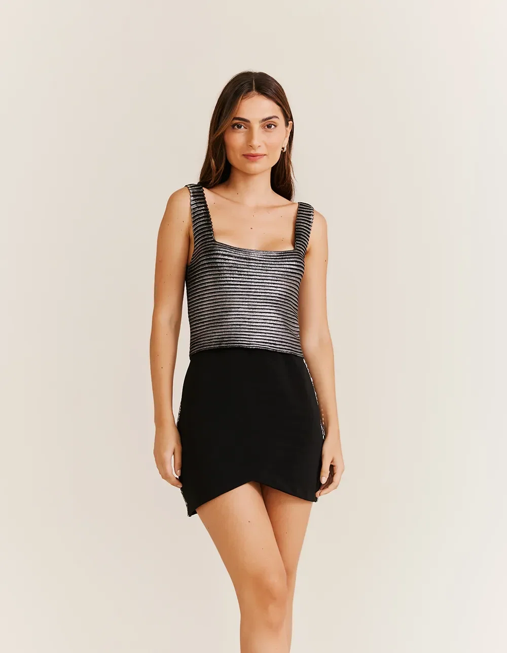 Blusa Tricot Cropped Decote u - Preto Com Onix — imagem 1