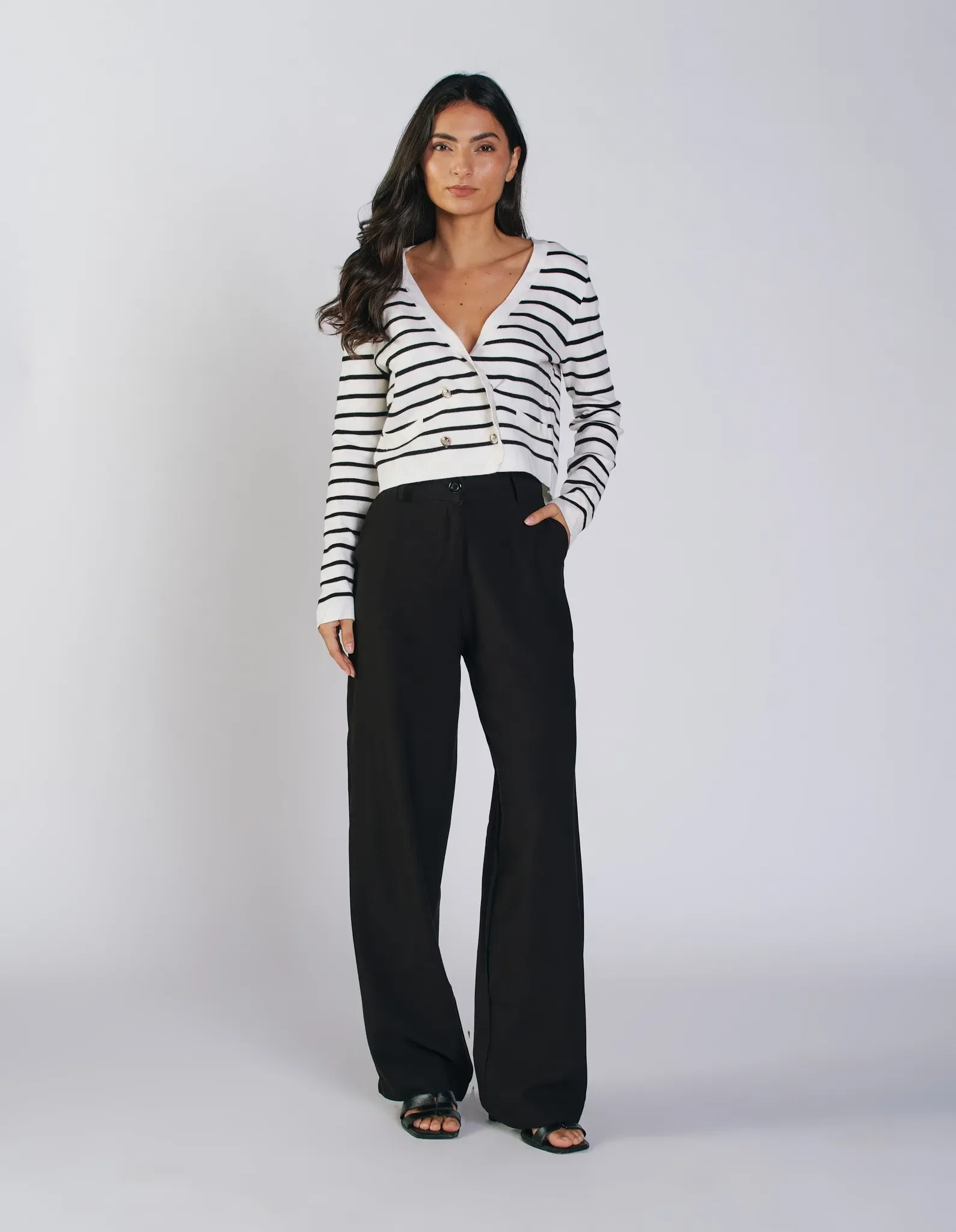Calça Pantalona Alfaiataria - Preto — imagem 1