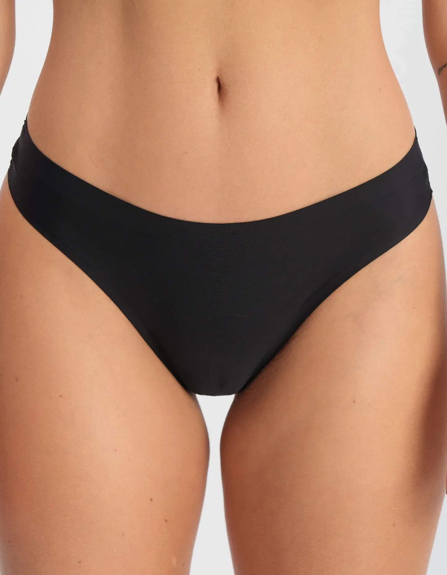 Calcinha Tanga Corte a Laser - Preto
