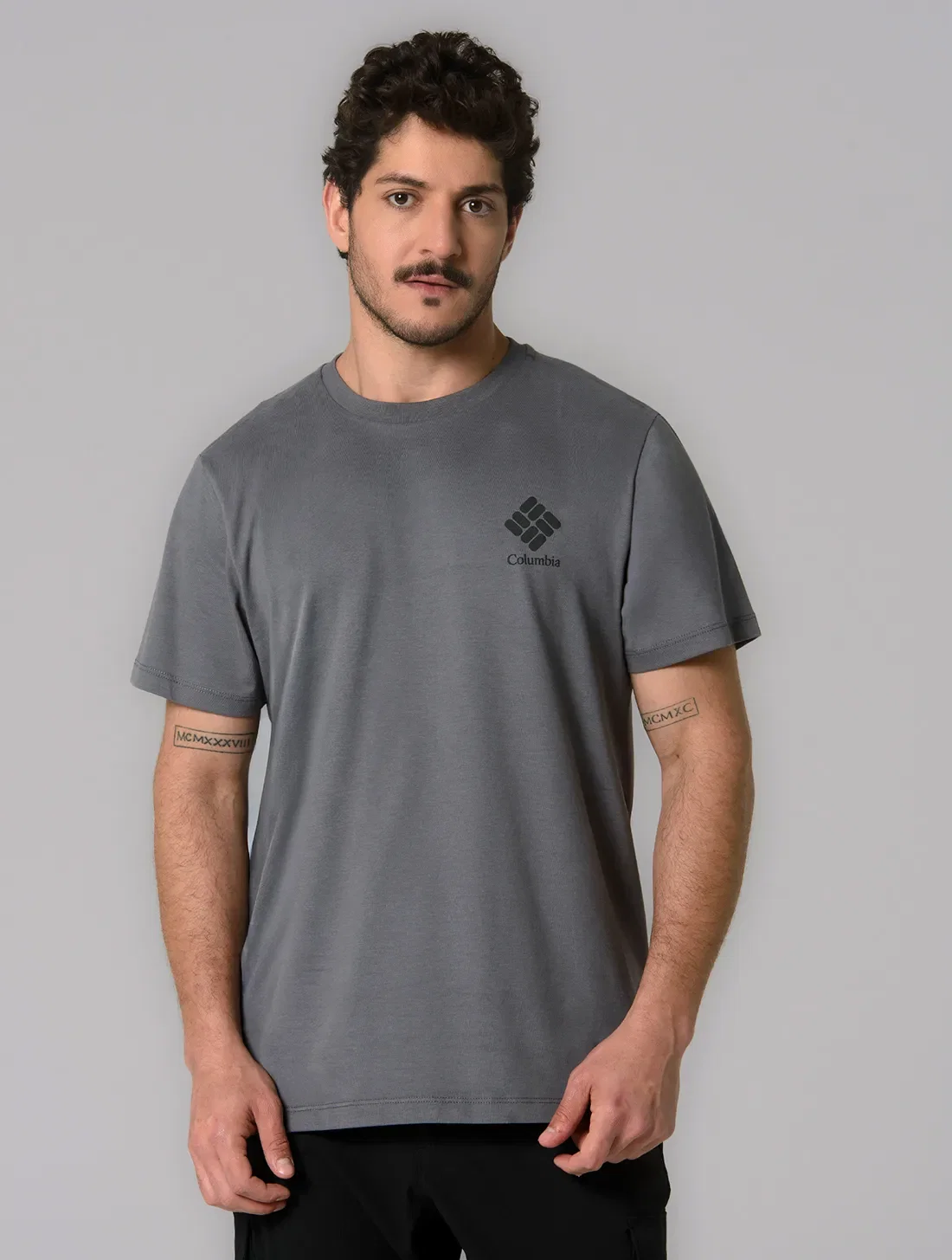 Camiseta Columbia Masculina CSC Stacked Logo