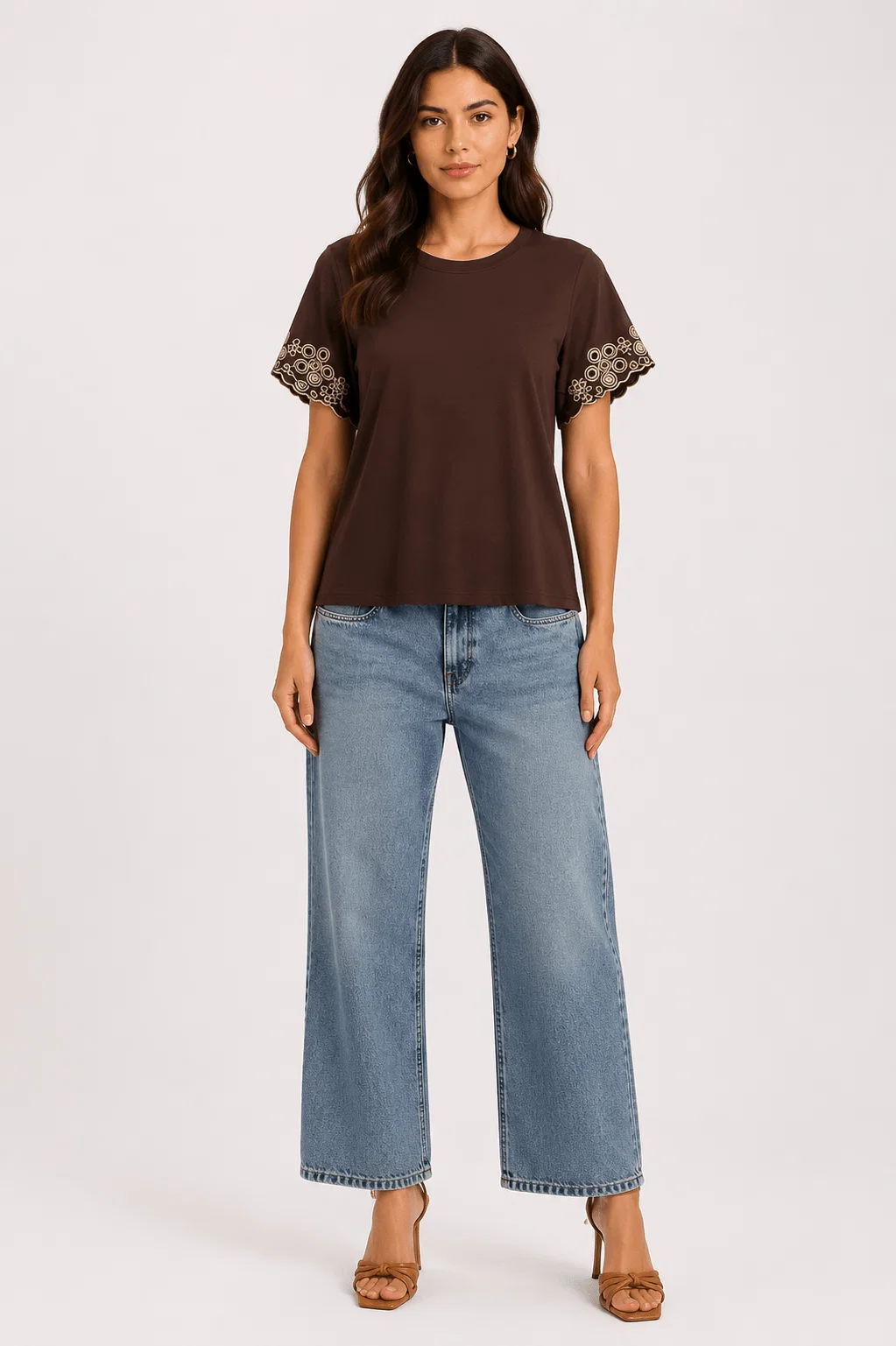 Blusa Manga Curta Bordado Flor Geométrica - Marrom — imagem 1