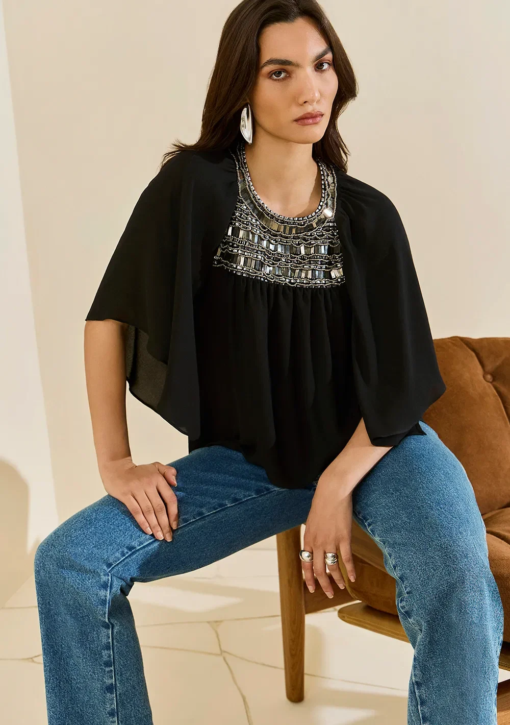 Blusa Morena Rosa Solta Decote Careca Manga 3 Quartos Padrão Preto — imagem 1