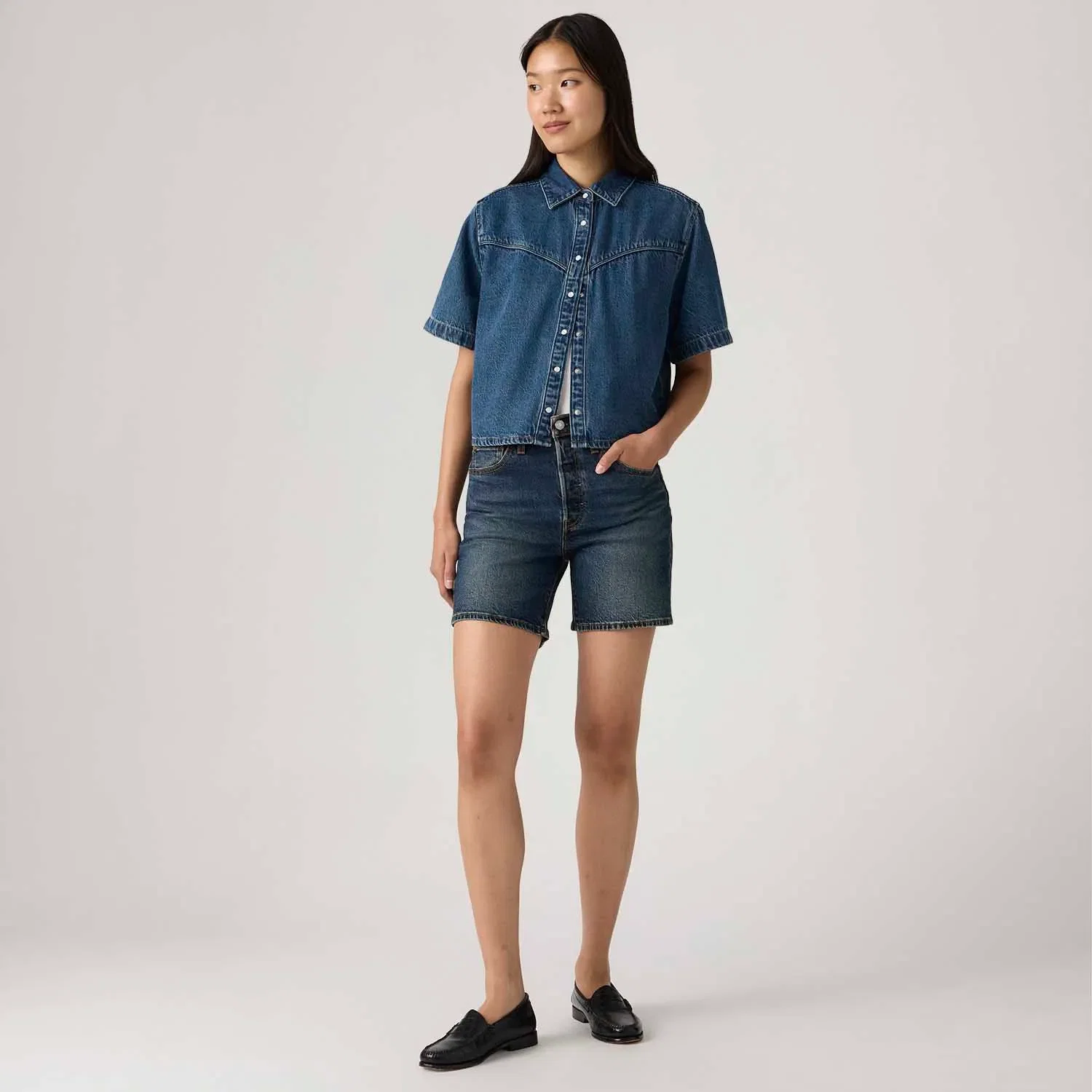 Shorts Jeans Levi's® 501® Mid Thigh Lavagem Escura