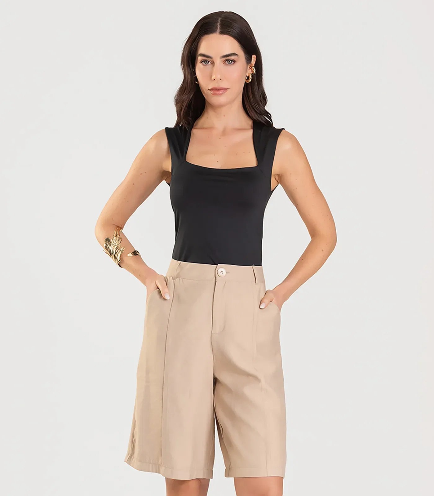 Blusa Feminina Com Decote Quadrado Dianna Preto